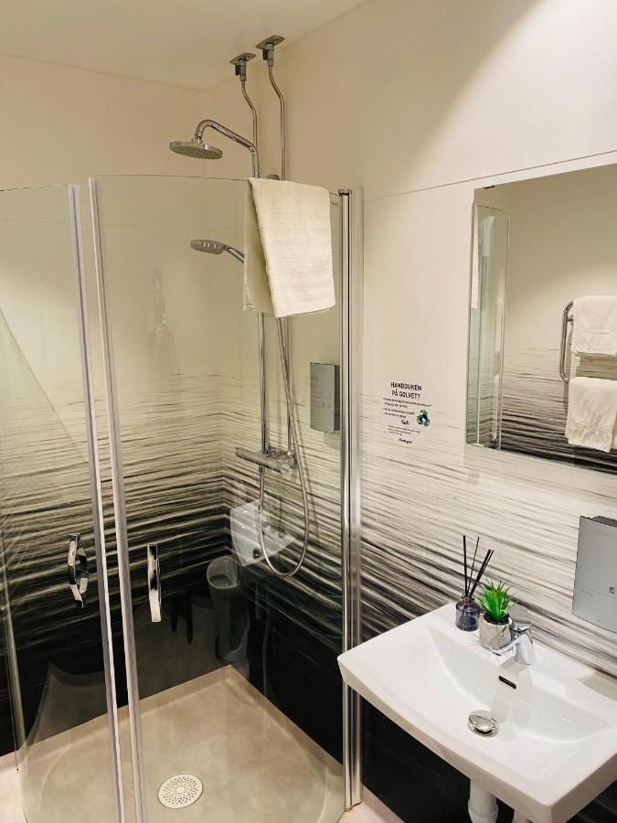 Hotell TunaPark Eskilstuna Esterno foto