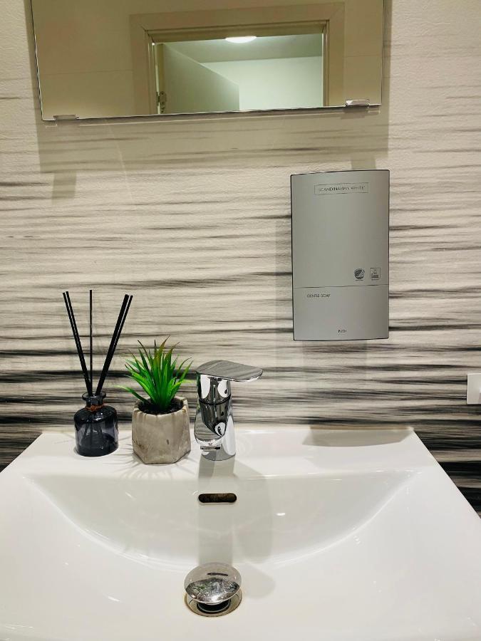 Hotell TunaPark Eskilstuna Esterno foto