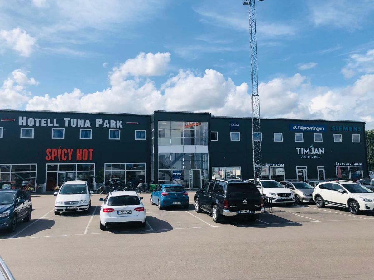 Hotell TunaPark Eskilstuna Esterno foto